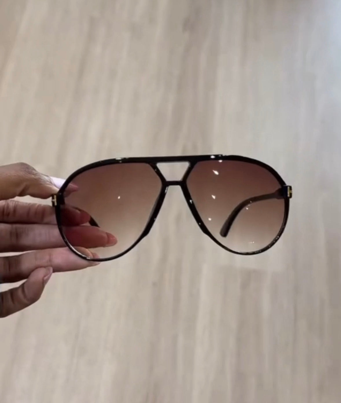 Miss - Lunettes de Soleil Élégantes